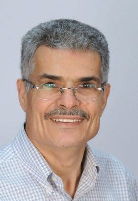 البروفسور بشير حليمي عالم جزائري معرب الكومبيوتر