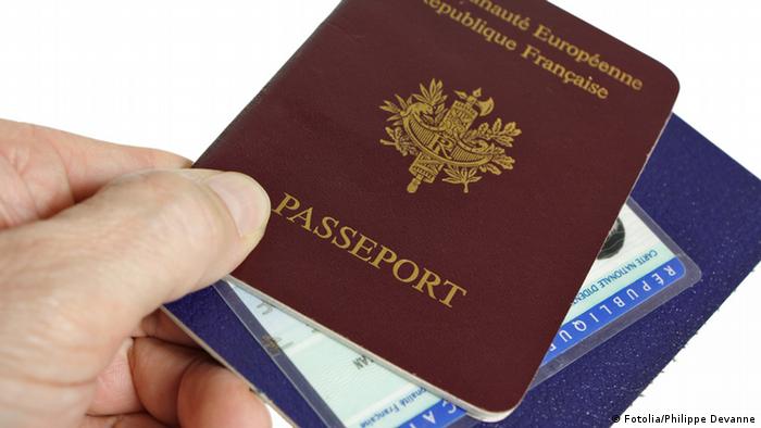 شرط الحصول على الجنسية الفرنسية عن طريق النسب