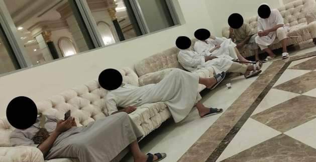 عمرة 2023: 100 معتمر يفترشون الشارع في مكة