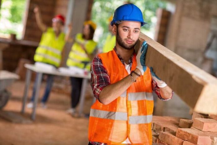 المهاجرون غير النظاميون بفرنسا