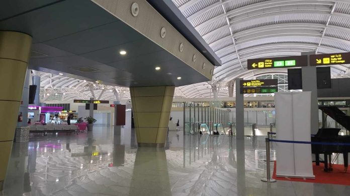 السفر ليلا بمطار الجزائر الدولي